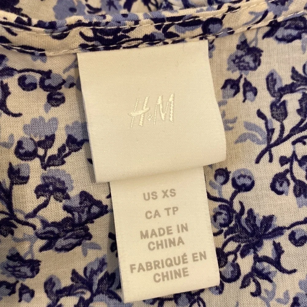 H&M puff sleeves floral ruffle mini dress. Size Xs. Very good condition - Picture 6 of 12